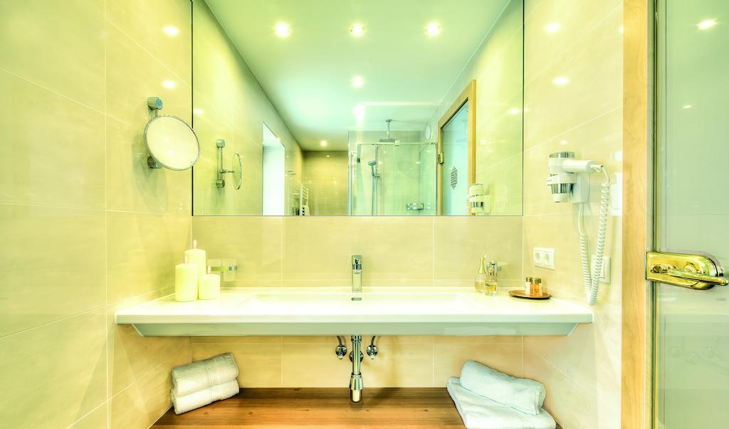 Hotel Garni Urezza Ишгъл Стая снимка