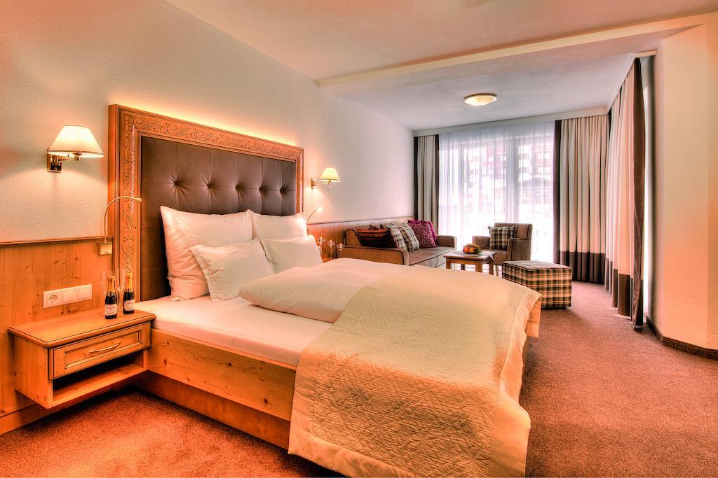 Hotel Garni Urezza Ишгъл Стая снимка