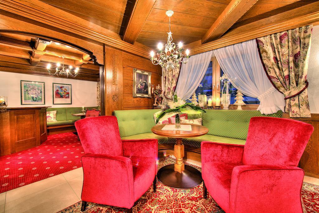 Hotel Garni Urezza Ишгъл Екстериор снимка
