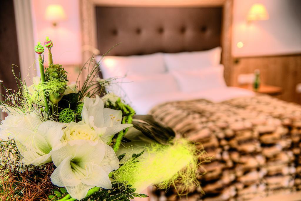Hotel Garni Urezza Ишгъл Екстериор снимка