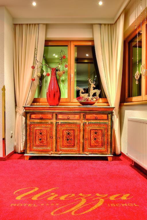Hotel Garni Urezza Ишгъл Екстериор снимка